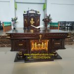 altar gereja