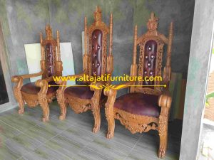 Set Kursi Pastor dan Altar Gereja Kayu Jati Ukiran Jepara