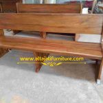 Bangku Gereja Kayu Jati Ukir Salib dengan Kneeler Jok Kulit